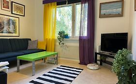 Vaerikaes Puutalokaksio 1-6 Hloelle, Ilm Parkit